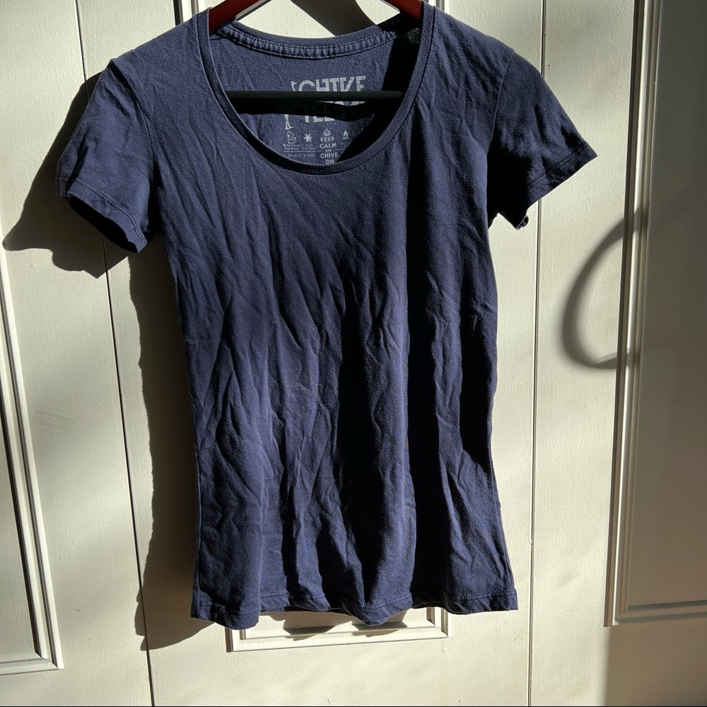 Navy blue Chive tee